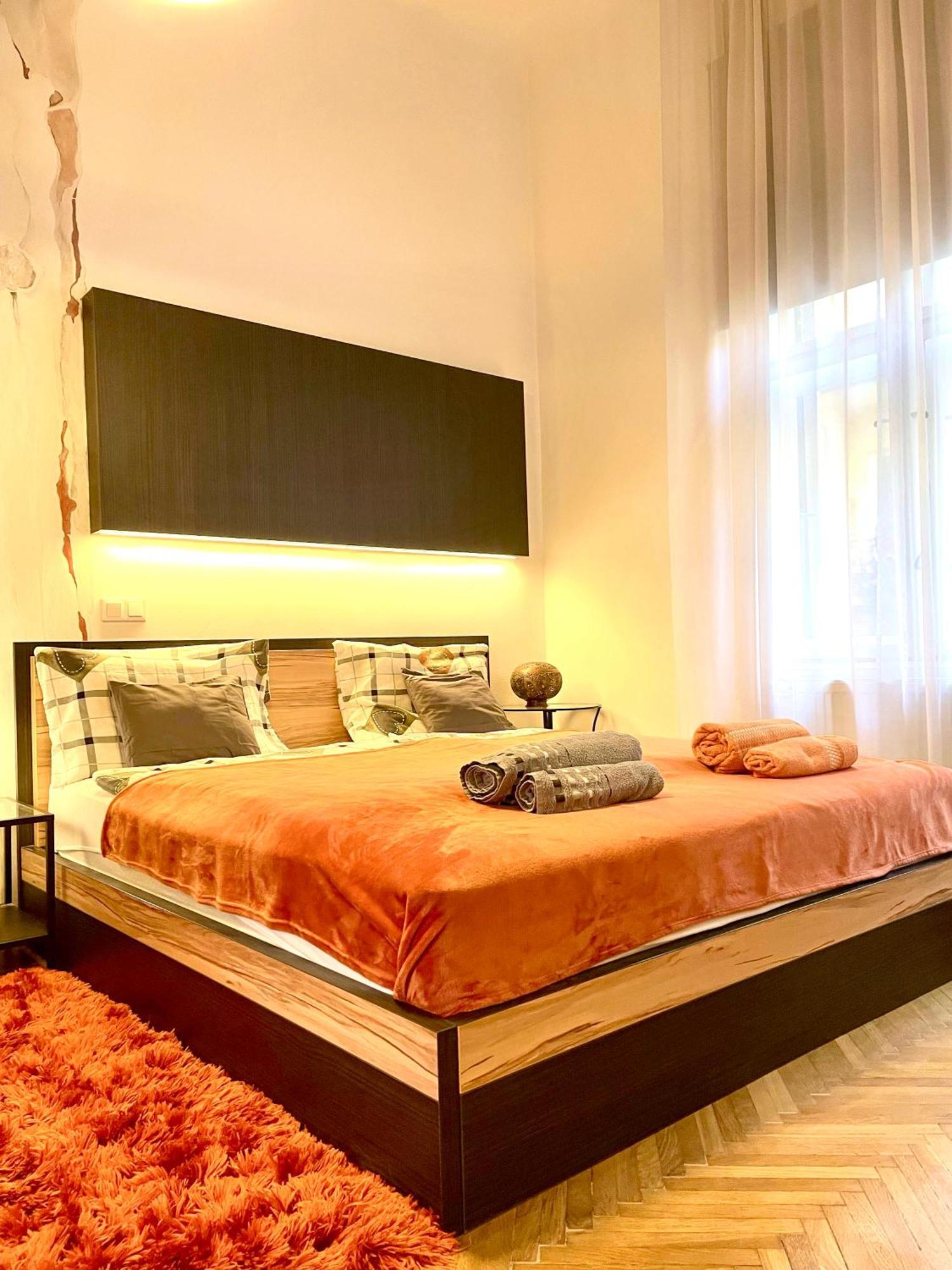 Orange Pearl Apartment 3 Rooms Next To Danube Budapeszt Zewnętrze zdjęcie