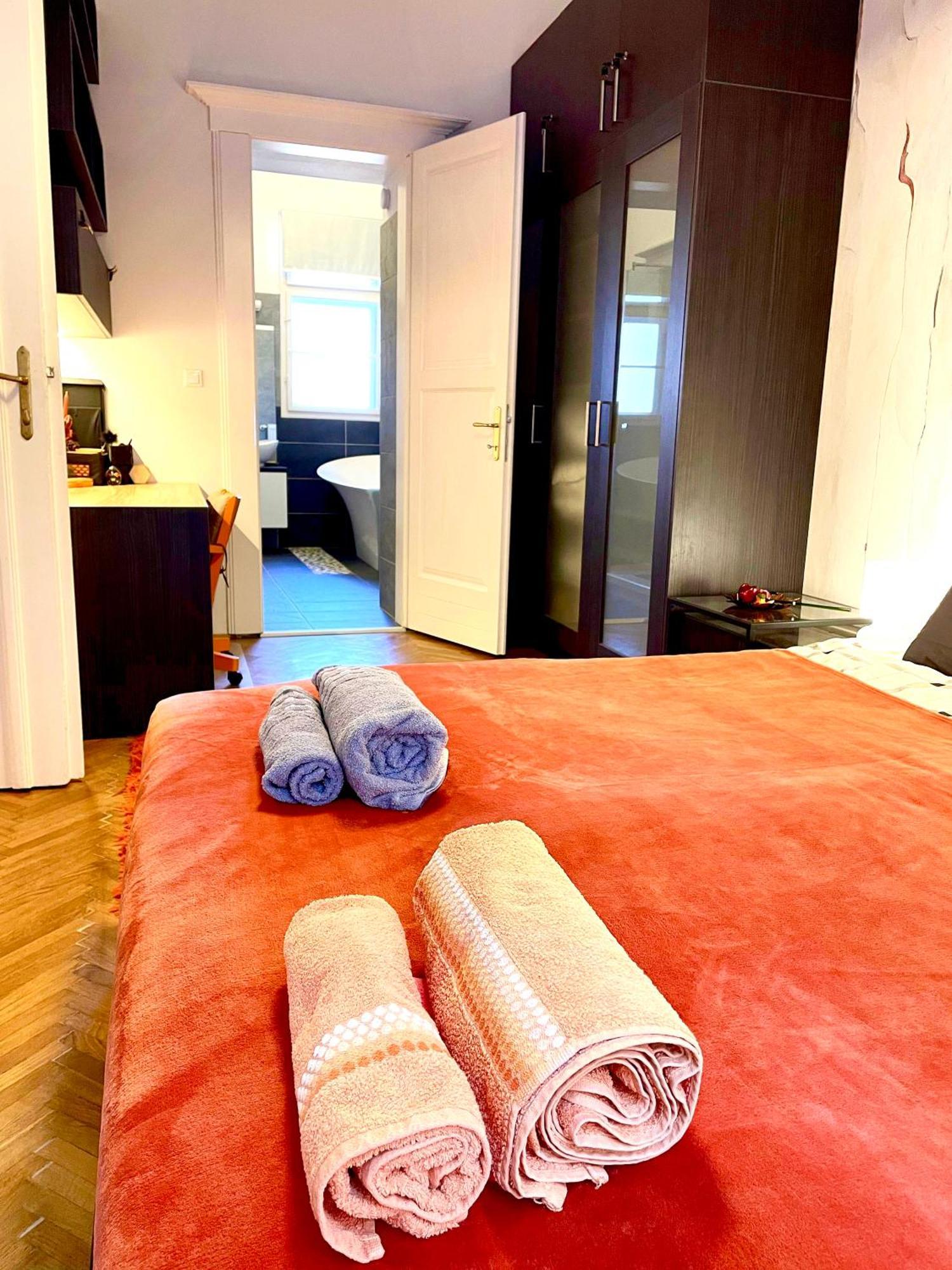 Orange Pearl Apartment 3 Rooms Next To Danube Budapeszt Zewnętrze zdjęcie